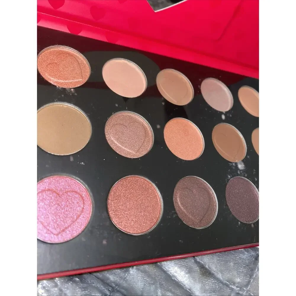 BC Beauty Concepts LOVE 18 Shimmer Eyeshadow Palette‎